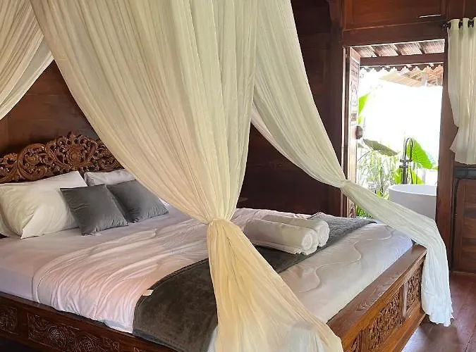 Kaiwatu House Holiday home