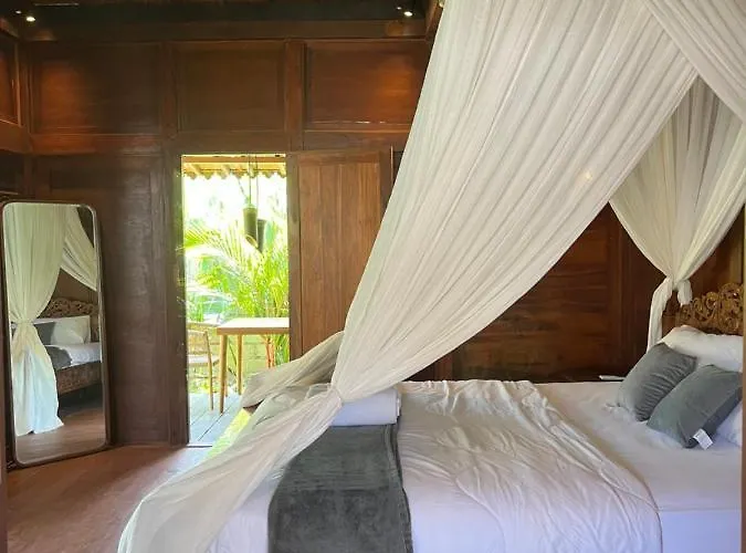 Kaiwatu House Holiday home