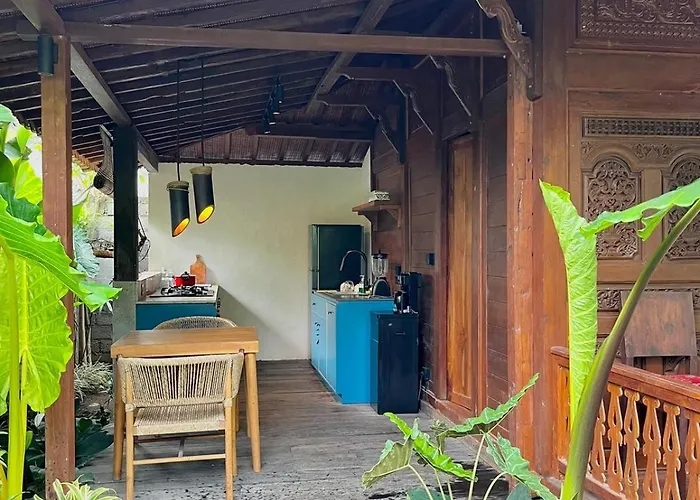Kaiwatu House *